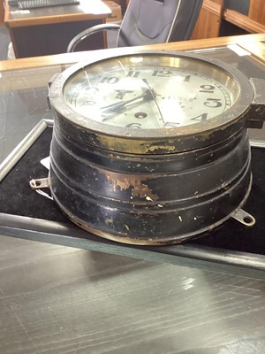 Lot 191 - THIRD REICH KRIEGSMARINE SHIP'S BULKHEAD CLOCK