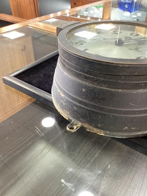 Lot 191 - THIRD REICH KRIEGSMARINE SHIP'S BULKHEAD CLOCK