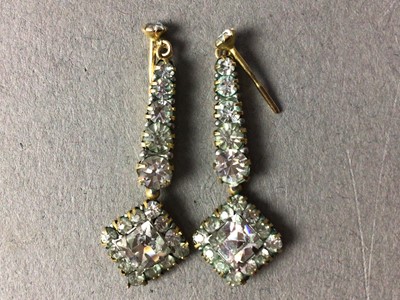 Lot 323 - PAIR OF GOLD EARRINGS