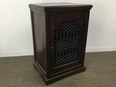 Lot 471 - HARDWOOD SIDE CABINET