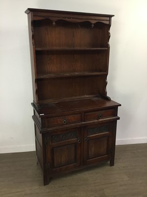 Lot 472 - OAK DRESSER