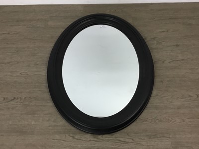 Lot 463 - OVAL WALL MIRROR