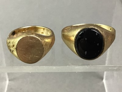 Lot 514 - TWO SIGNET RINGS