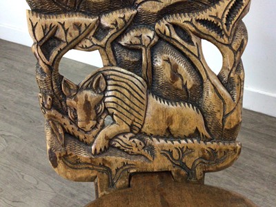 Lot 452 - AFRICAN BIRTHING CHAIR