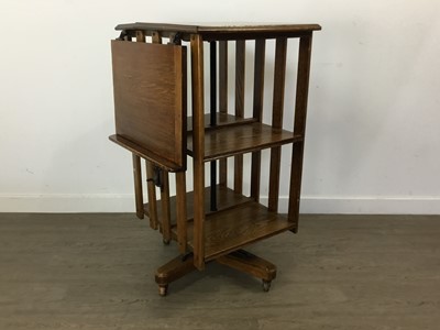 Lot 609 - VICTORIAN OAK THREE TIER REVOLVING BOOKCASE
