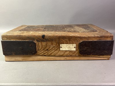 Lot 612 - VINTAGE BUTCHERS BLOCK