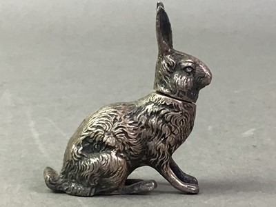 Lot 578 - GROUP OF SNUFF BOXES