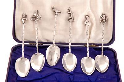 Lot 735 - SET OF SIX SILVER DUTCH COFFEE SPOONS