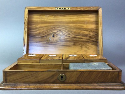 Lot 693 - OLIVEWOOD PLAYING CARD BOX