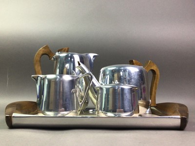 Lot 27 - PICQUOT WARE TEA SERVICE