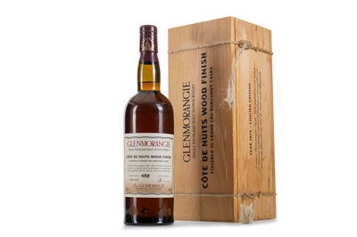 Lot 210 - GLENMORANGIE 1975 25 YEAR OLD COTE DE NUITS WOOD FINISH