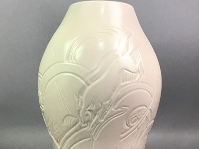 Lot 74 - SUSIE COOPER VASE