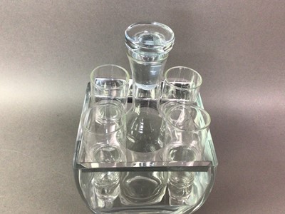 Lot 87 - GLASS LIQUER SET