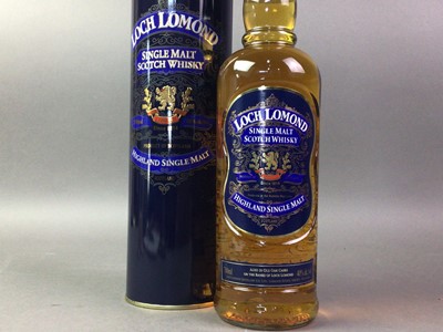 Lot 94 - DIMPLE 26 2/3 FL OZ AND LOCH LOMOND SINGLE MALT