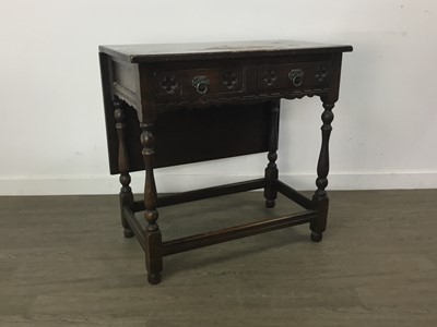 Lot 96 - OAK SIDE TABLE