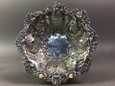 Lot 139 - SILVER BONBON DISH