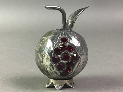 Lot 58 - WHITE METAL OWL PEPPERETTE OF VICTORIAN DESIGN