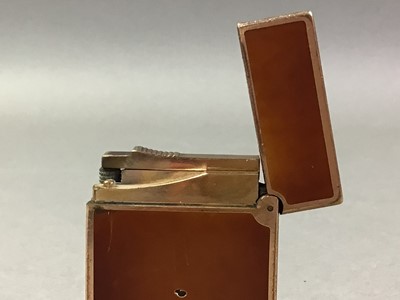 Lot 4 - DUPONT LIGHTER