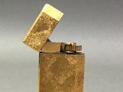 Lot 5 - CARTIER LIGHTER