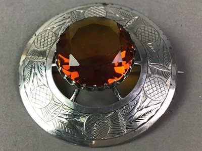 Lot 214 - SILVER AND CITRINE MOUNTED PLAID BROOCH