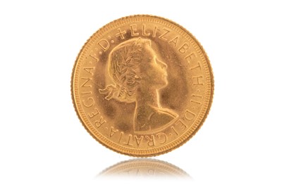 Lot 22 - ELIZABETH II SOVEREIGN