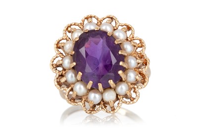 Lot 754 - AMETHYST AND PEARL RING