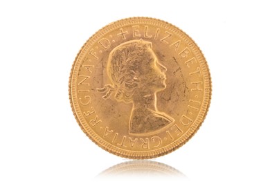 Lot 29 - ELIZABETH II SOVEREIGN