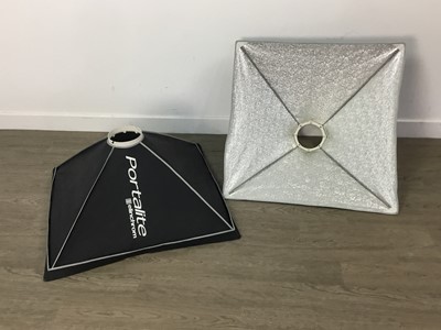 Lot 292 - FOUR ELINCHROM D-LITE RX 4 STUDIO FLASH LIGHTS