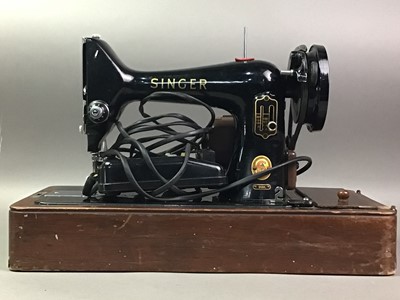 Lot 314 - PORTABLE SEWING MACHINE