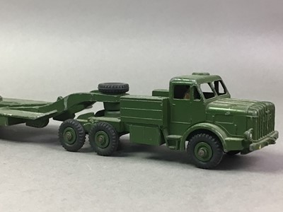 Lot 370 - DINKY, 660 TANK TRANSPORTER