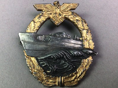 Lot 375 - THIRD REICH STYLE KRIEGSMARINE AND LUFTWAFFE BADGES