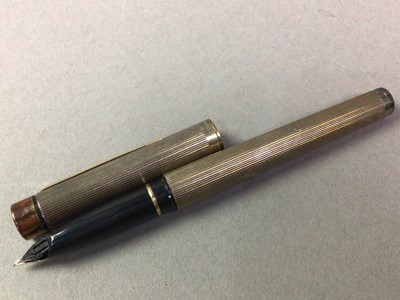 Lot 469 - SHEAFFER SILVER FOUNTAIN PEN