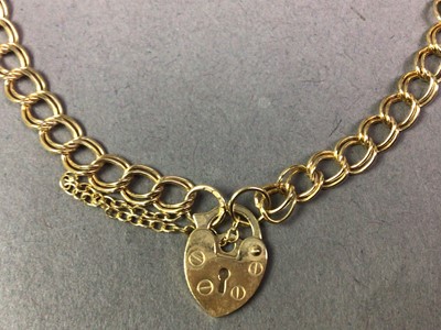 Lot 504 - BRACELET WITH PADLOCK CLASP