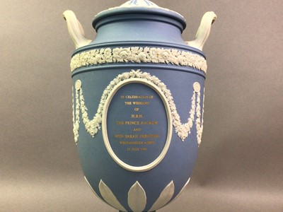 Lot 516 - WEDGWOOD, ROYAL MARRIAGE JASPER WARE URN