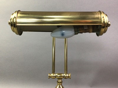 Lot 531 - REPRODUCTION BRASS EFFECT LIBRARY LAMP