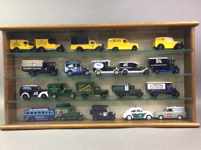 Lot 555 - COLLECTION OF MODEL CARS