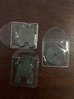 Lot 33 - COLLECTION OF COINS