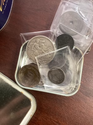Lot 33 - COLLECTION OF COINS