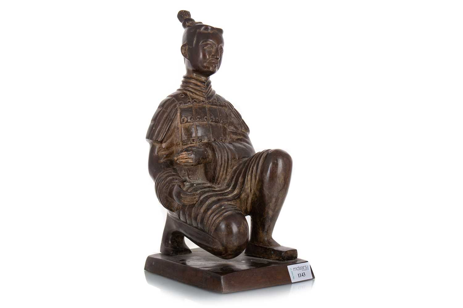 Lot 1143 - CHINESE HOLLOW CAST BRONZED METAL WARRIOR FIGURE