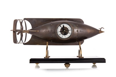 Lot 390 - ART DECO MANTLE CLOCK MODELLED AS A SUBMARINE/SUBMERSIBLE