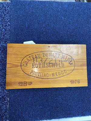 Lot 7 - VINTAGE WOODEN WINE CARRIER