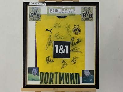 Lot 51 - SIGNED BORUSSIA DORTMUND SHIRT