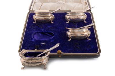 Lot 237 - SET OF FOUR GEORGE V SILVER SALT DISHES