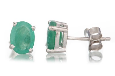 Lot 855 - PAIR OF EMERALD STUD EARRINGS