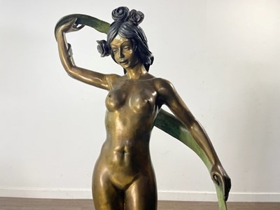 Lot 435 - MARIA F. NARDINI, LARGE ART NOUVEAU STYLE BRONZE FIGURE