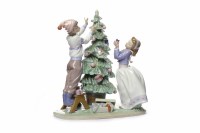 Lot 431 - LLADRO FIGURE GROUP OF BOY AND GIRL DECORATING...