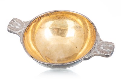 Lot 6 - ATTRIBUTED TO PETER GILL OF ABERDEEN, SMALL SILVER QUAICH
