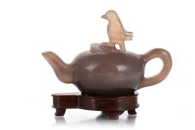 Lot 1172 - CHINESE HARDSTONE SCHOLAR'S TEAPOT