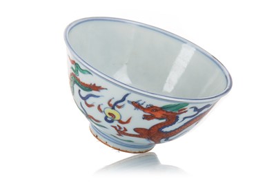 Lot 1174 - CHINESE WUCAI PORCELAIN 'DRAGON' BOWL