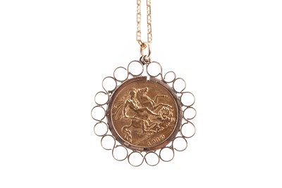 Lot 42 - EDWARD VII HALF SOVEREIGN PENDANT ON CHAIN